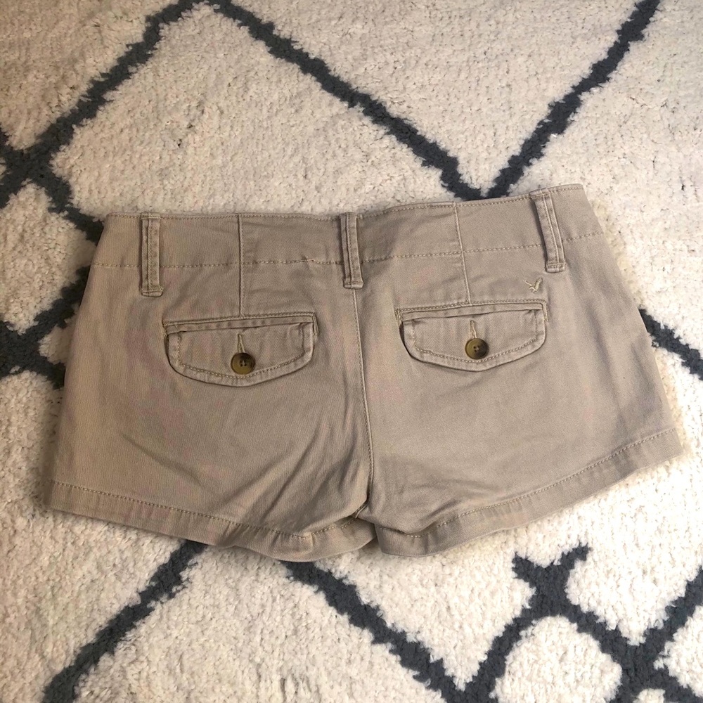 American Eagle khaki shorts
